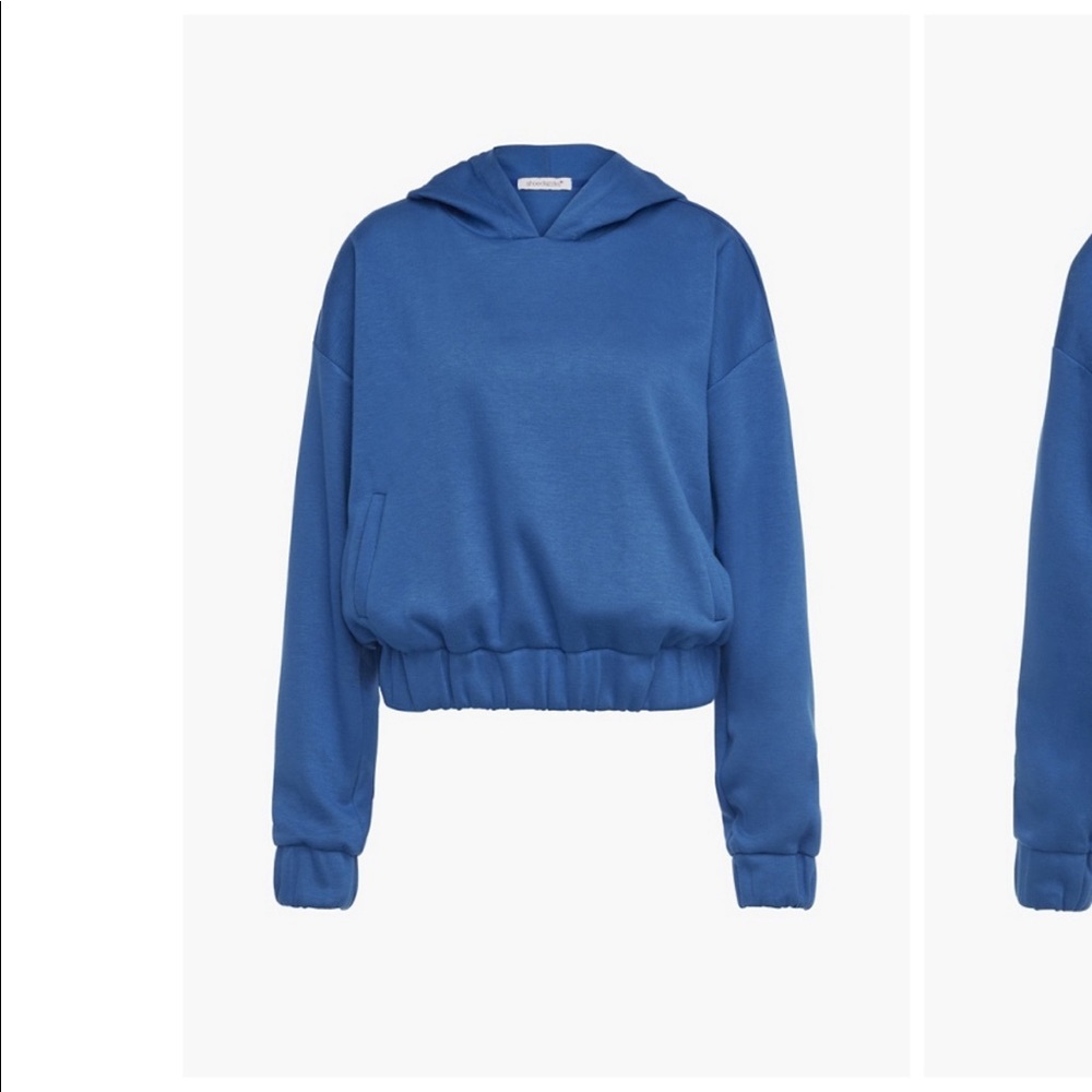 Cropped hoodie